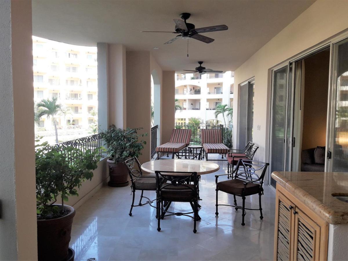 Apartahotel Gorgeous In Cabo With Ocean And Lands End View, Private Swimmable Beach, Pools, Sleeps 8