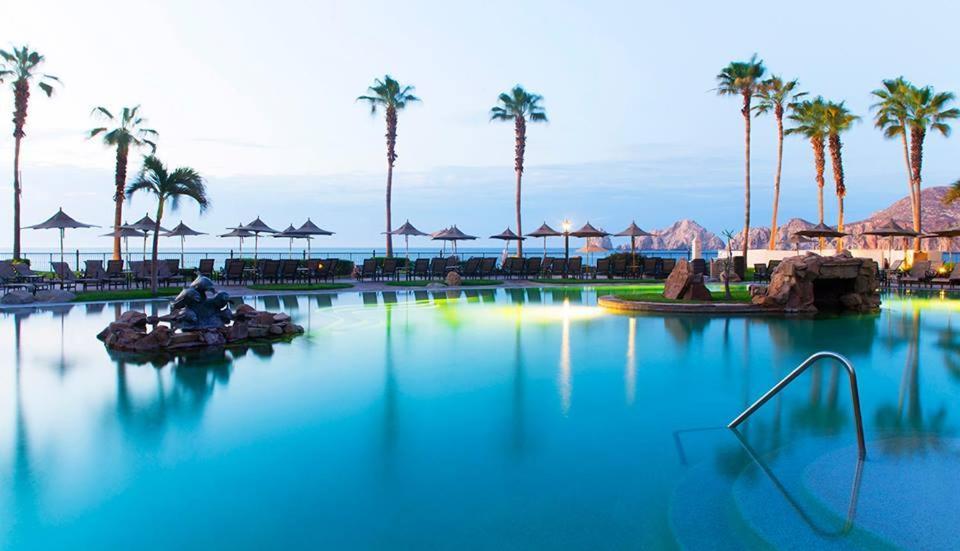 Apartahotel Gorgeous In Cabo With Ocean And Lands End View, Private Swimmable Beach, Pools, Sleeps 8 *