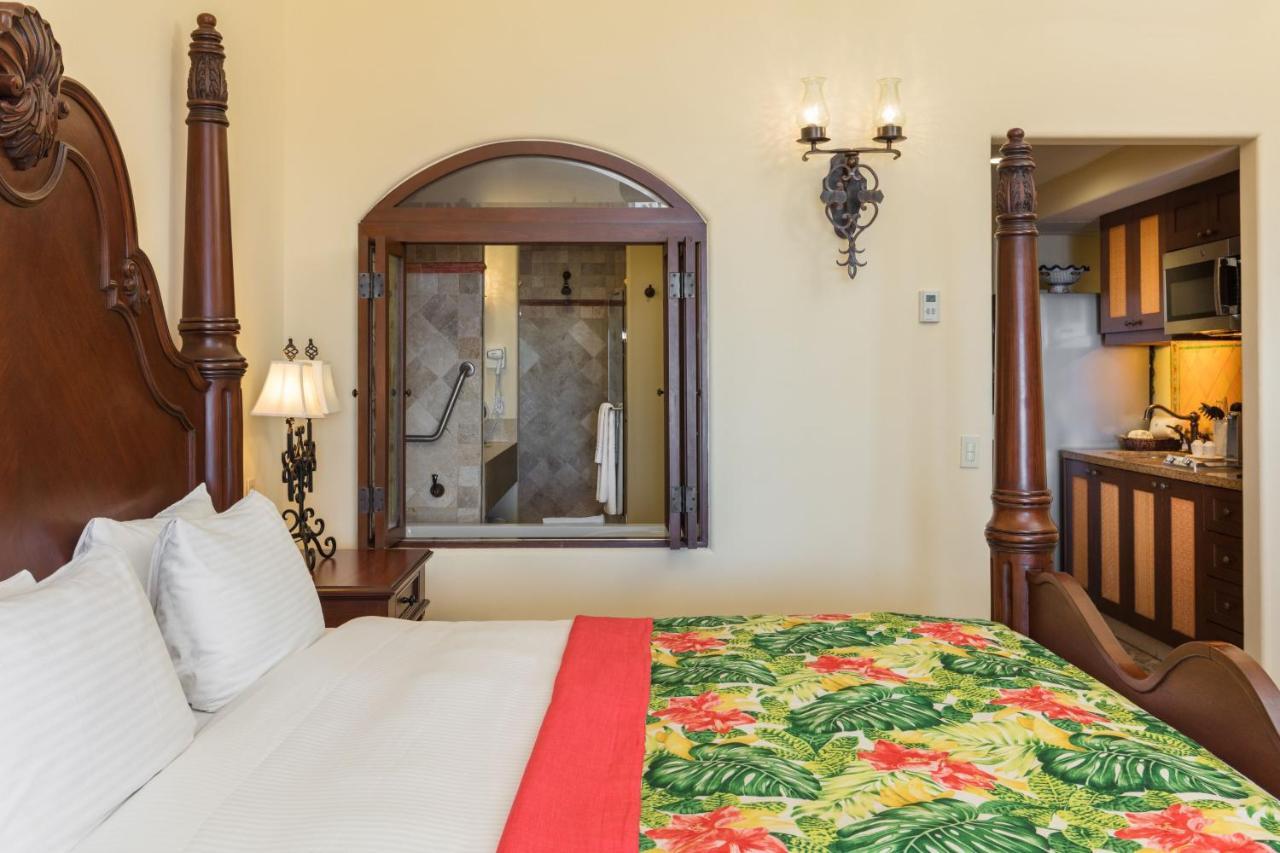 Hacienda * Cabo San Lucas