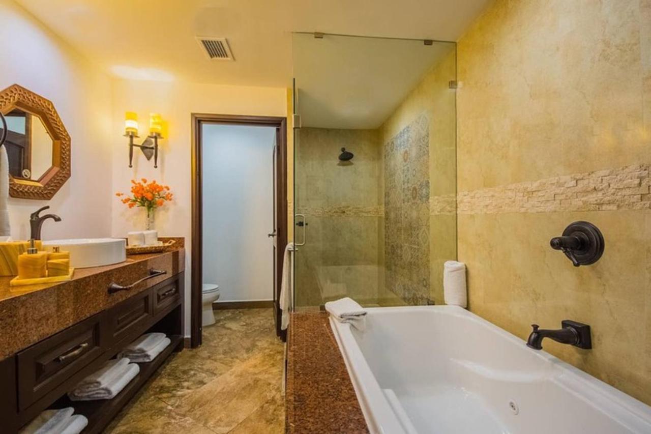Apartment Hacienda