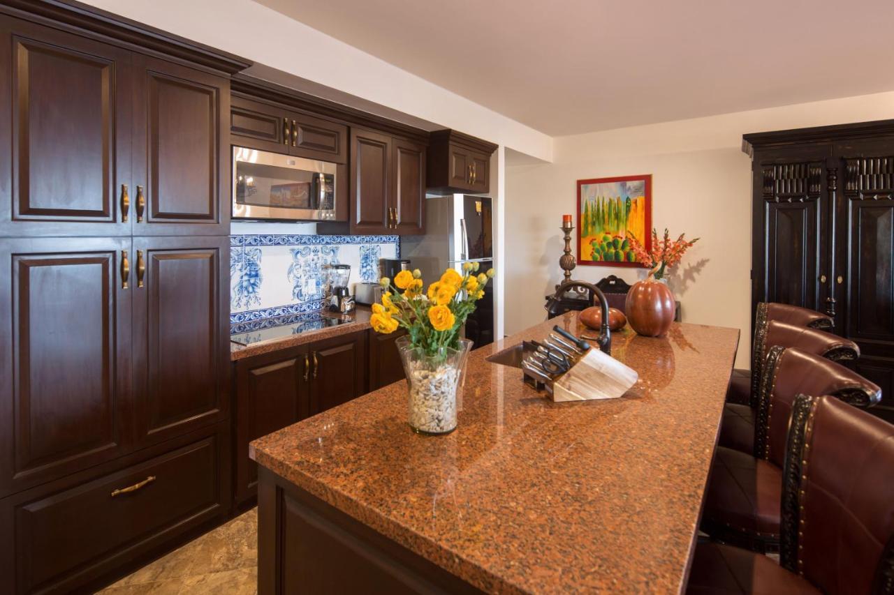 Hacienda Apartment