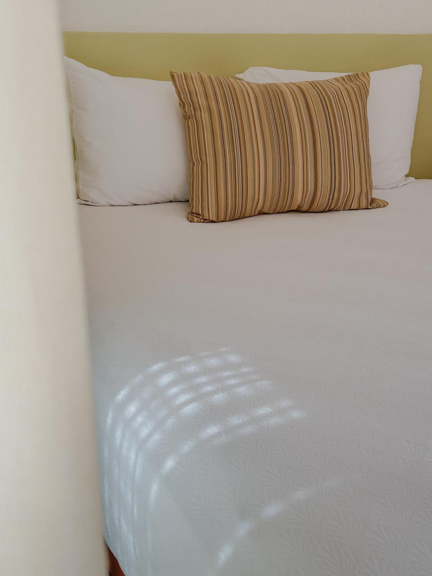 Patios Hotel 4*