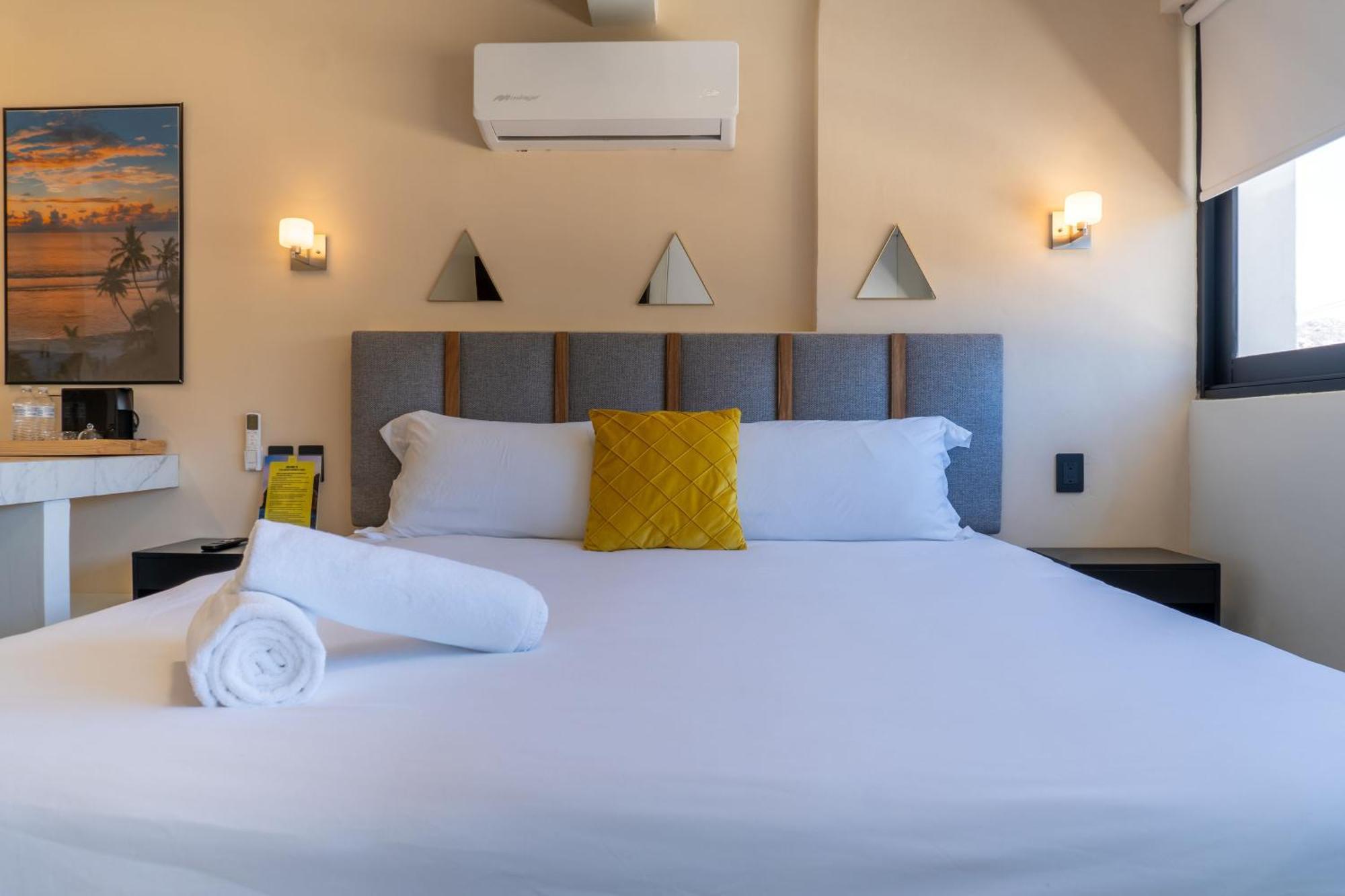 Hotel Colmena Marina Cabos *