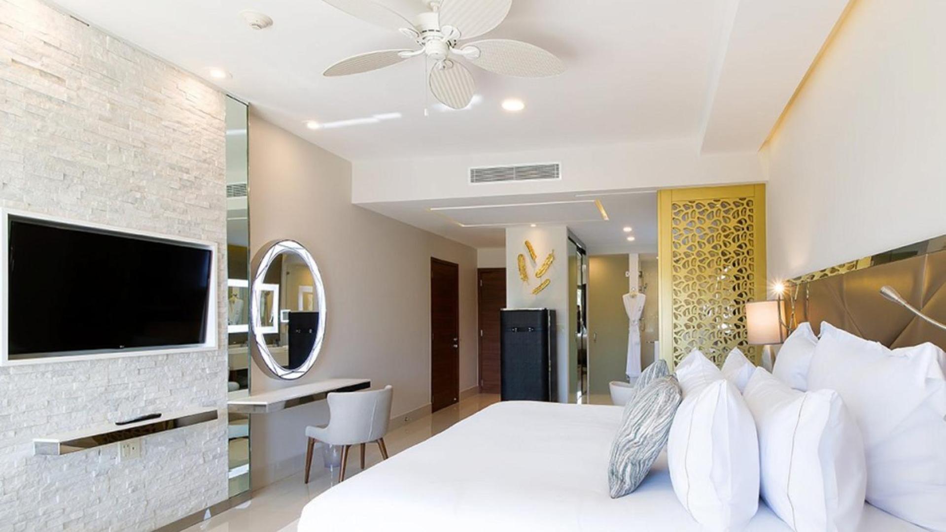 Resort Garza Blanca Cabos Elite Luxe Member Units By Stephen Ostler *