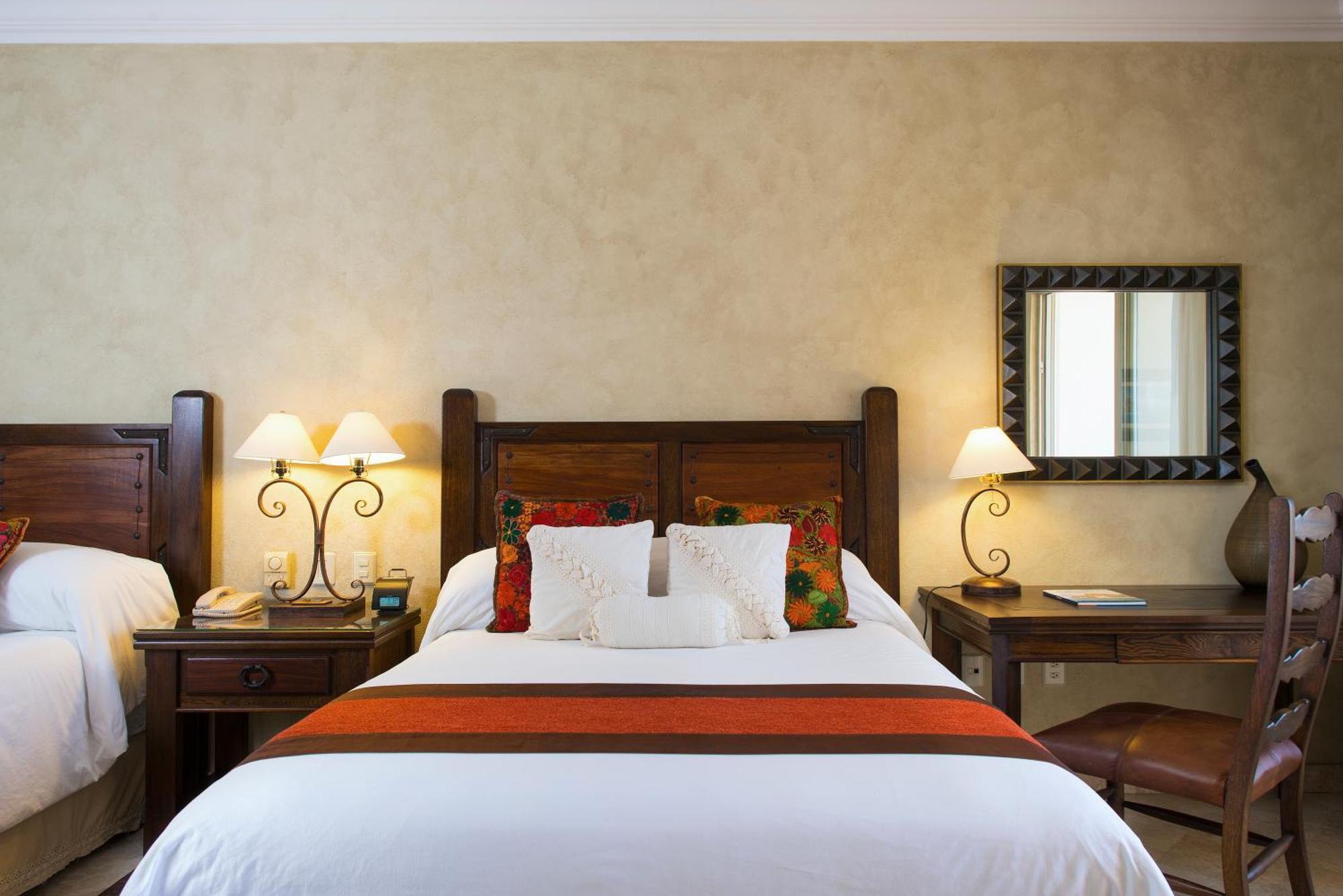 Hotel La Cabo *