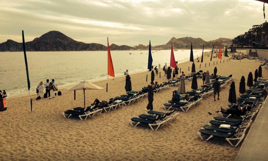 At Del Palmar And 4*