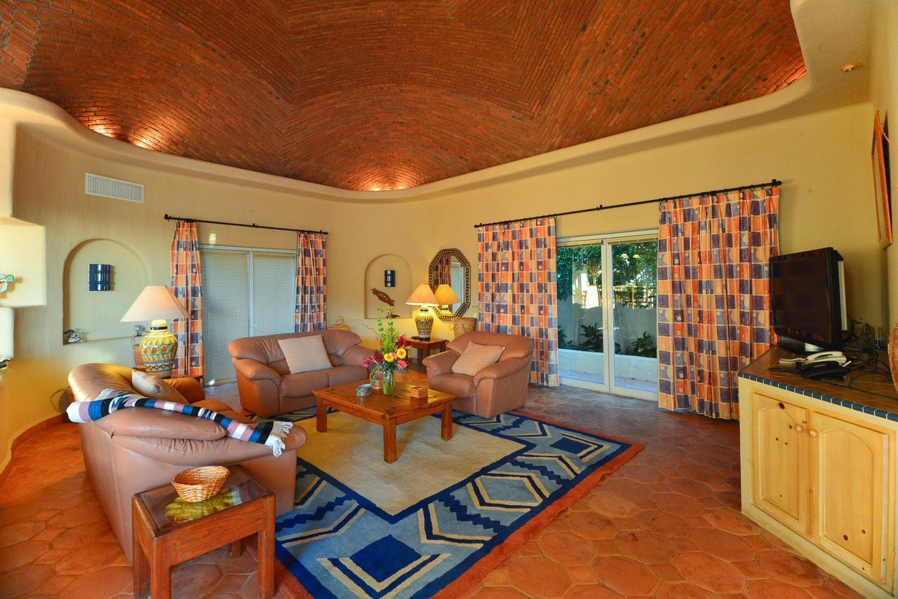 Family Vacation With Ocean Views At Lorena Pousada