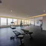 Luxe Mtn Top Retreat With Pool Access And Sea View!