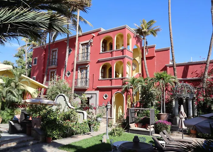 Collection O Casa Bella Hotel Boutique, Cabo San Lucas