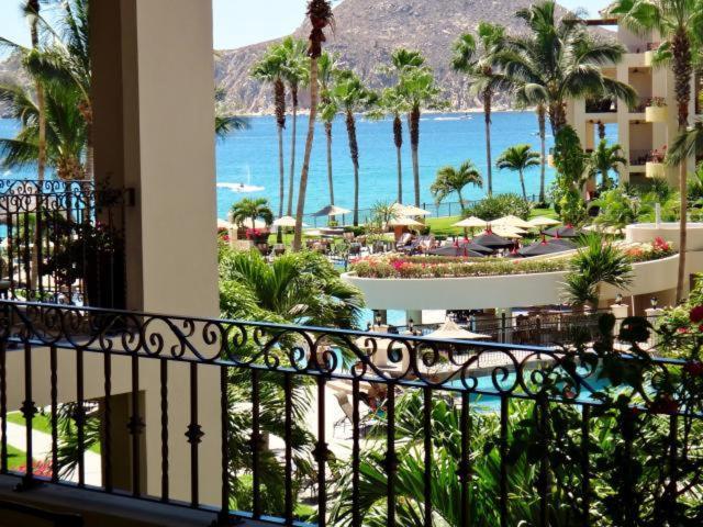 Aparthotel Gorgeous In Cabo With Ocean And Lands End View, Private Swimmable Beach, Pools, Sleeps 8 *