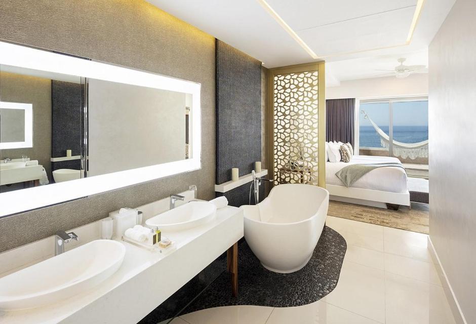 Resort Garza Blanca Cabos *