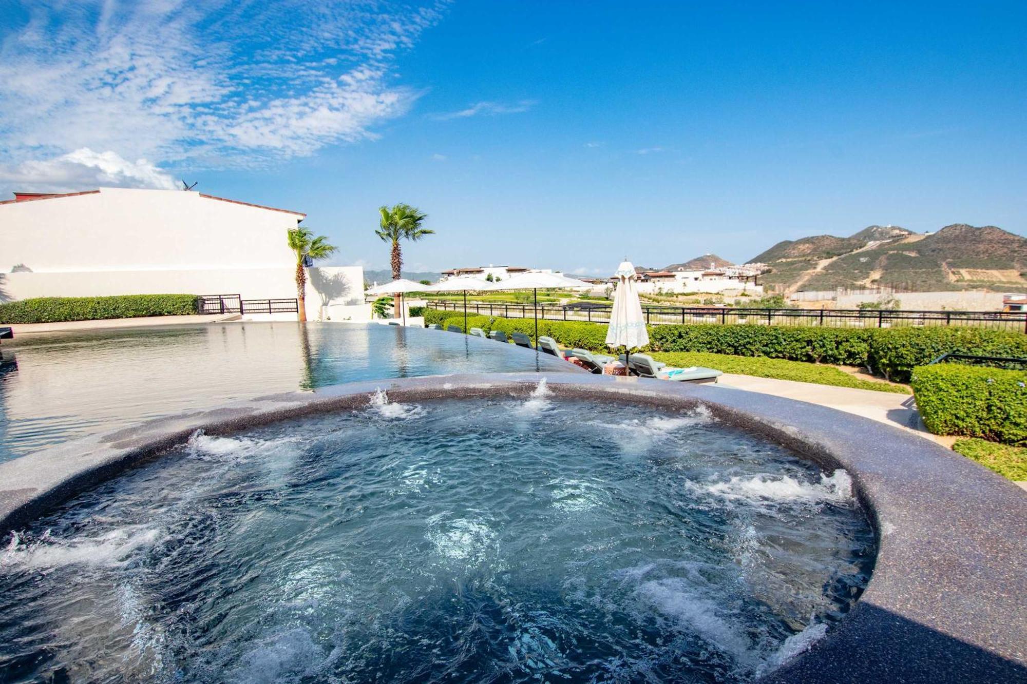 Casa de férias Cabo Copala - Stunning * Luxury Ocean View 2br*resort Living Cabo San Lucas