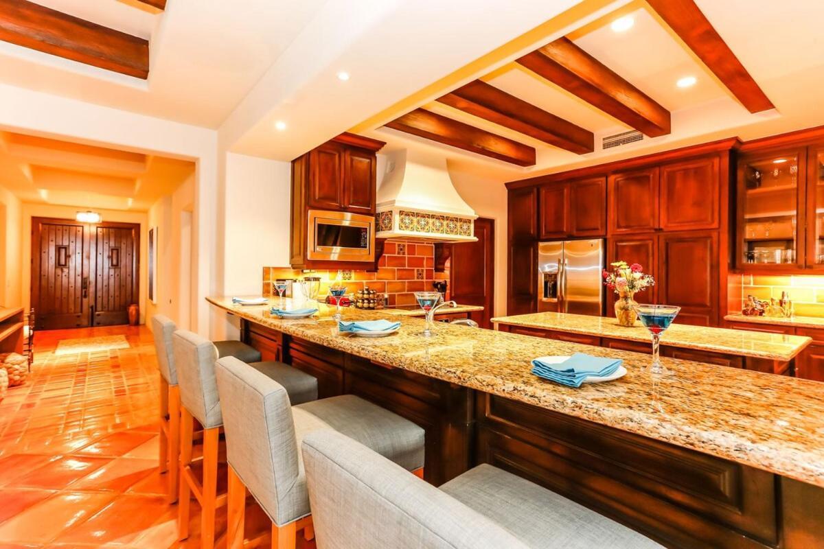 Apartment Exclusive Penthouse Jacuzzi & Private Access *