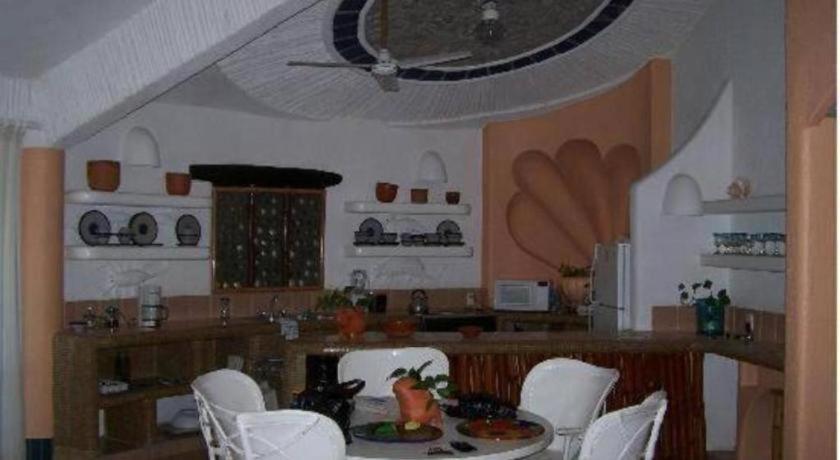 Club Cascadas De Baja