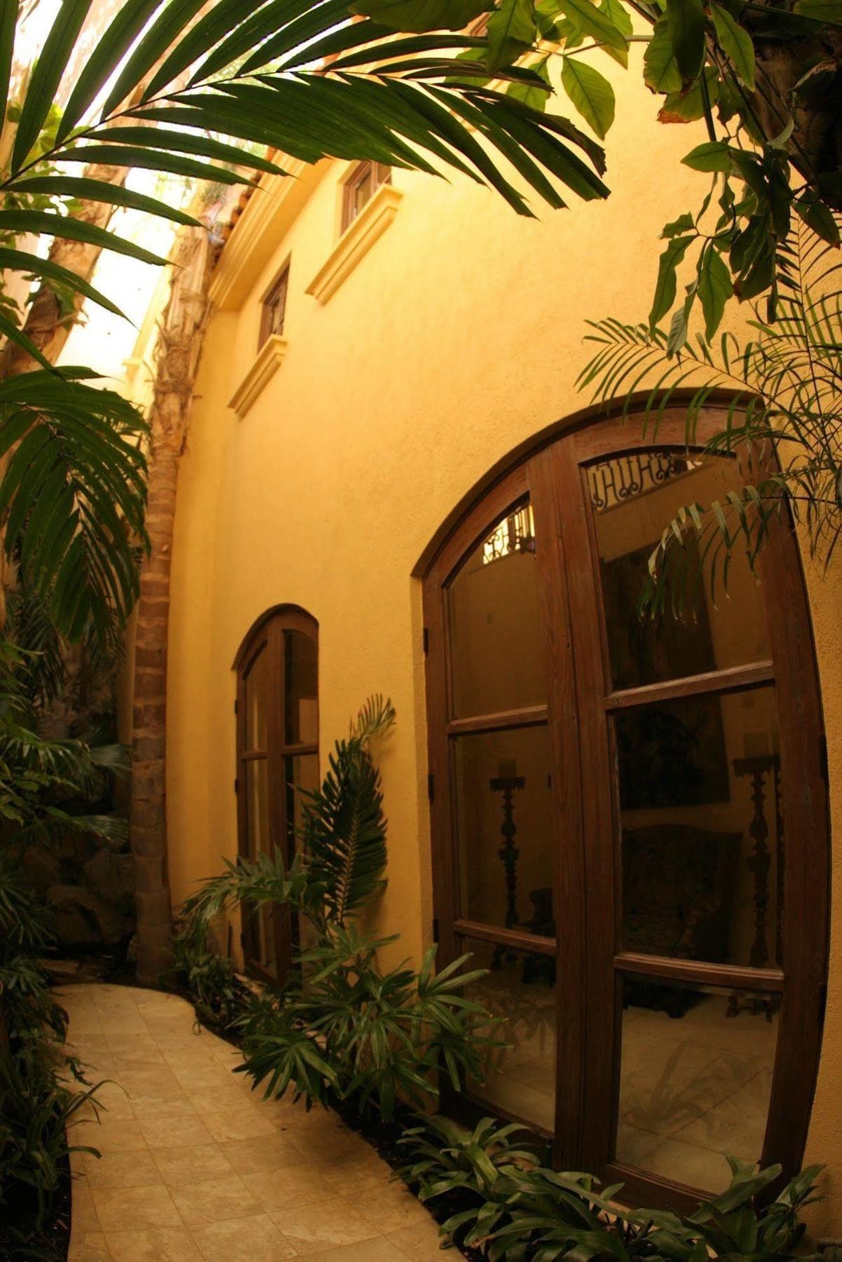 Casa Brisa Del Mar Hotel
