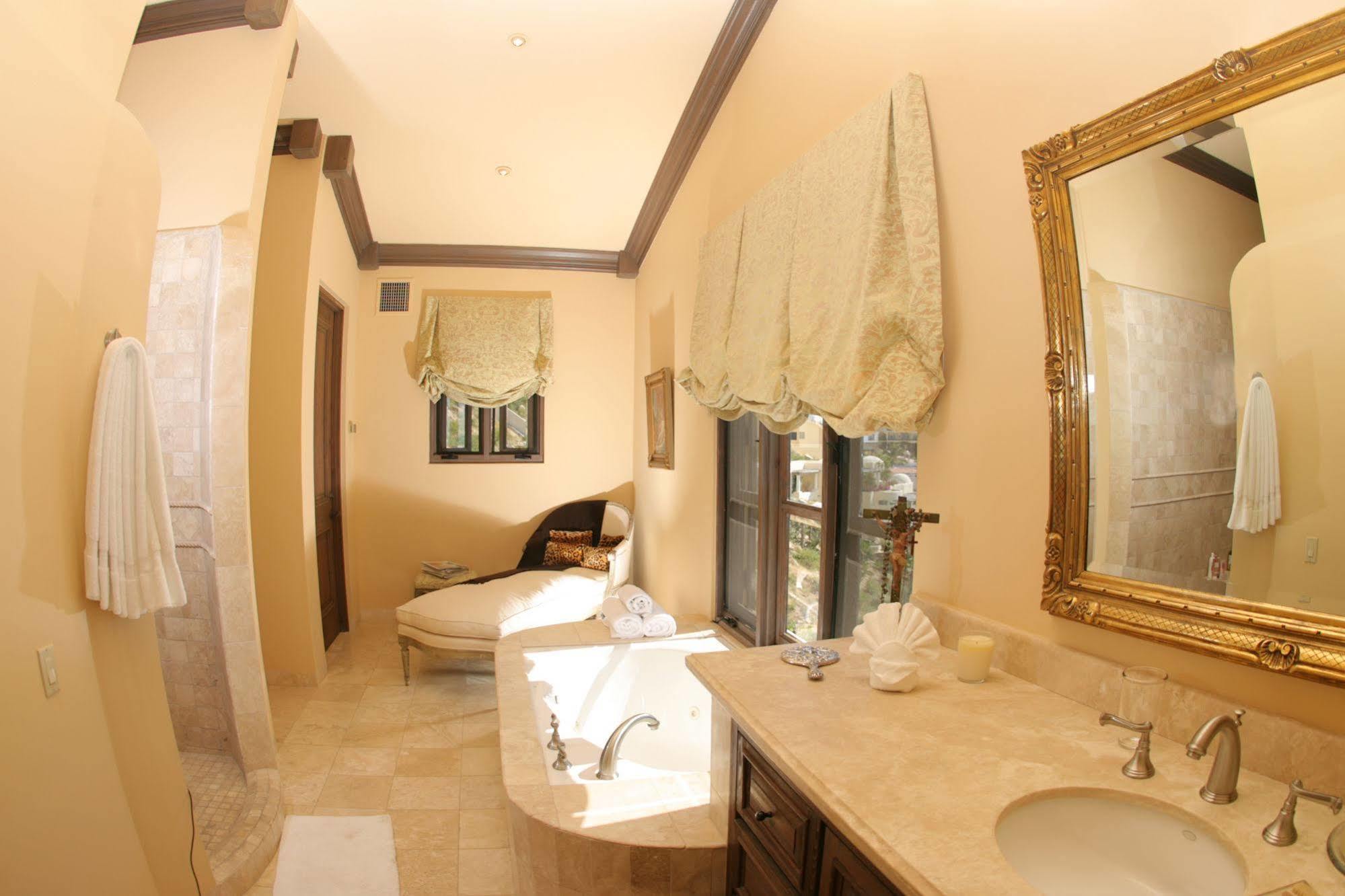 Casa Brisa Del Mar Hotel 4*