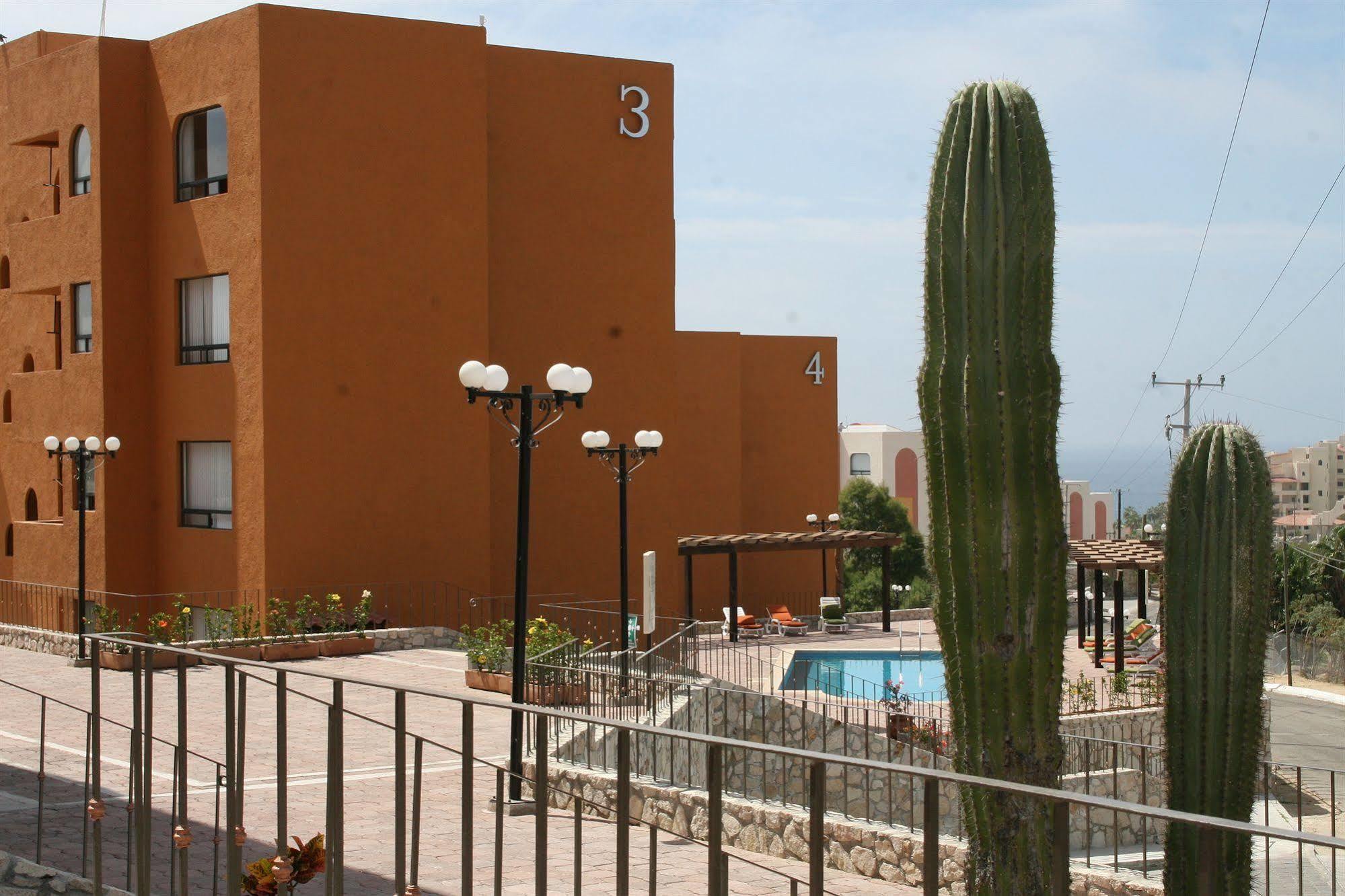 Sunrock Hotel Cabo San Lucas